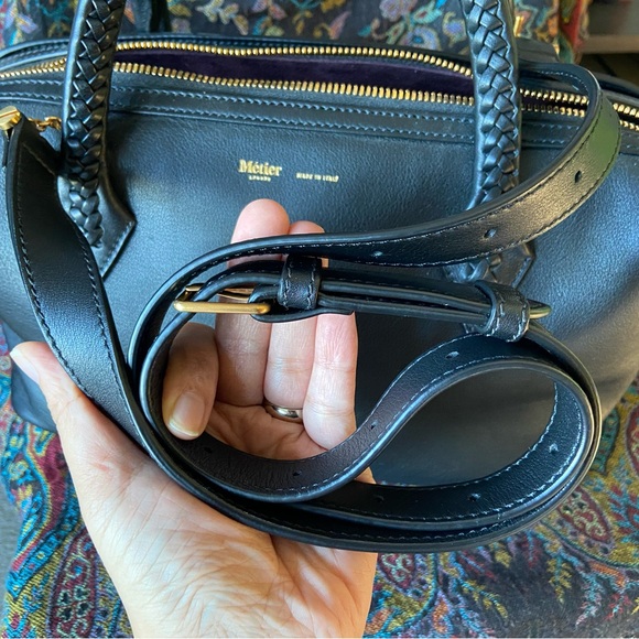 🌸SOLD🌸 Metier Perriand City Small in Black with Gold Hardware - Picture 11 of 12